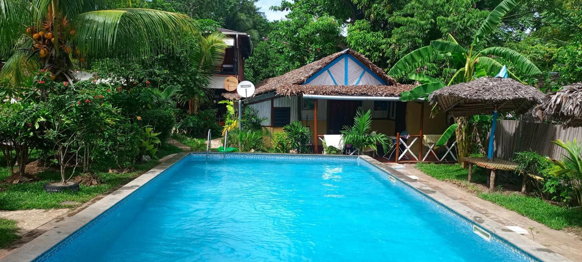 Piscine Bimoko Hotell Nosy-Be Exteriör bild