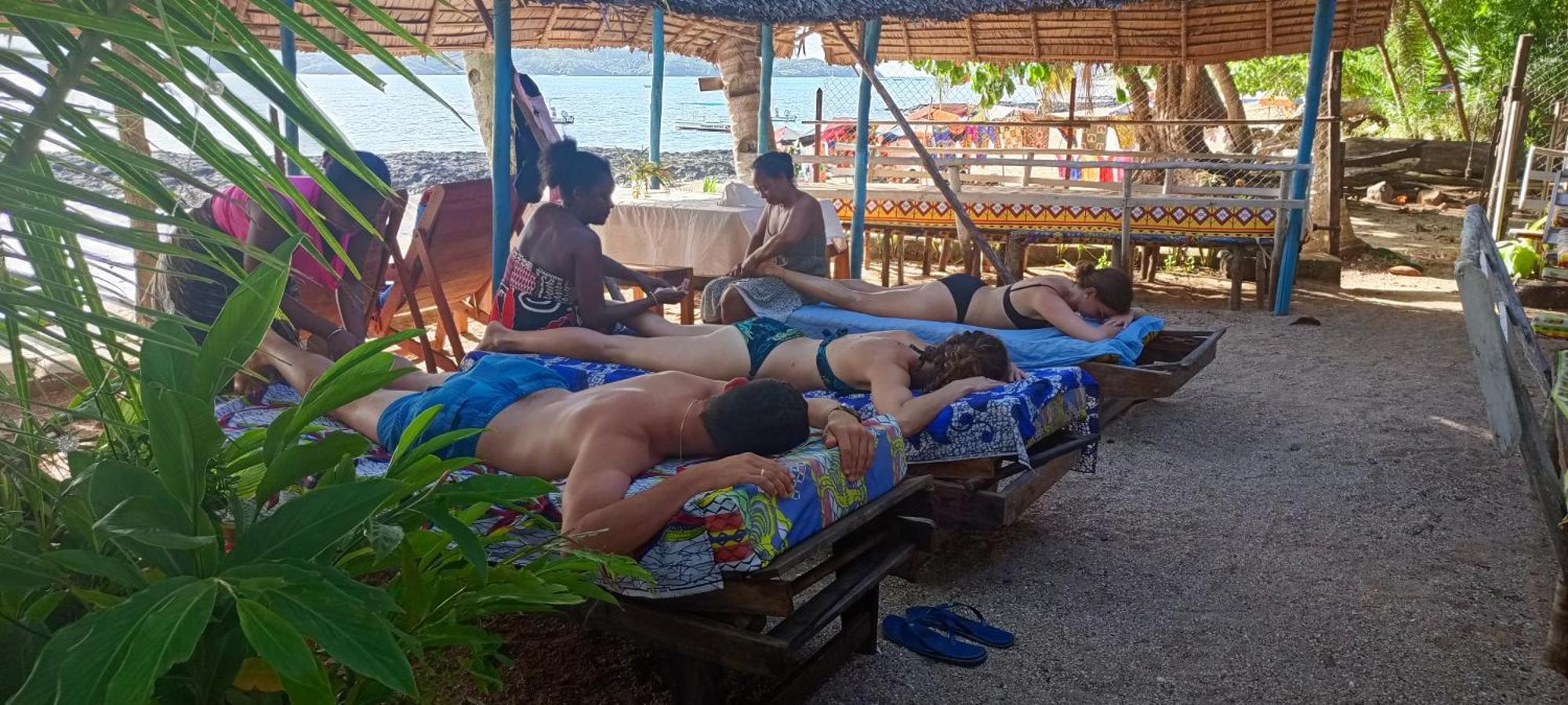 Piscine Bimoko Hotell Nosy-Be Exteriör bild